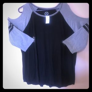 NWT Maurice’s 24/7 black/grey top